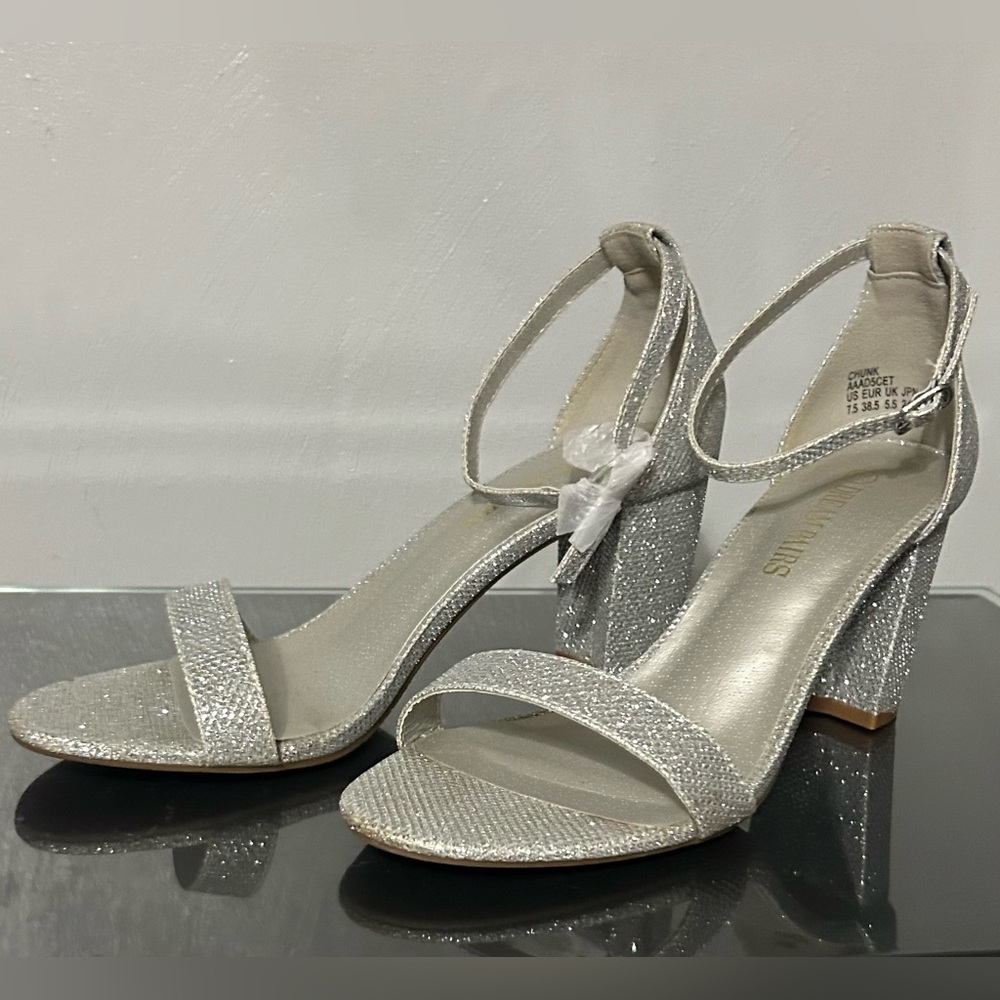 Silver sandals - Picture 2 of 7